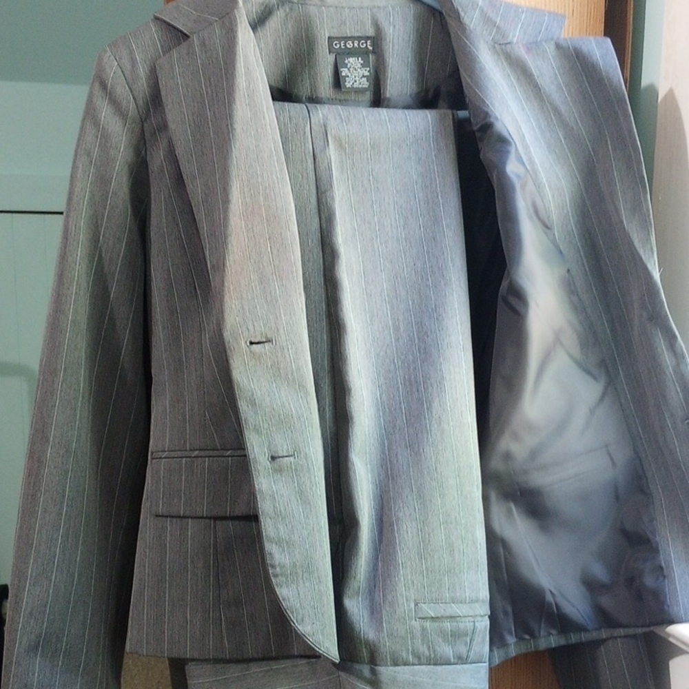 George Gray Structured Blazer with Notched Lapel - Picture 5 of 5